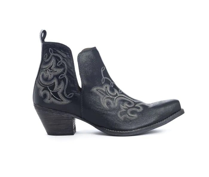 Myra Bag: S-10620 "La Ponderosa Booties in Ebony"