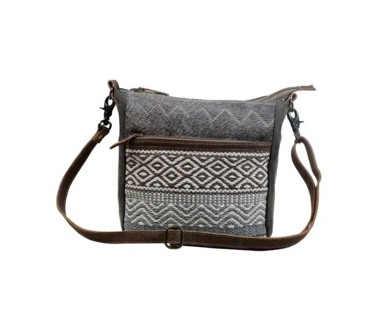 Myra Bag: S-3069 "Chevron Patterned Crossbody Bag"