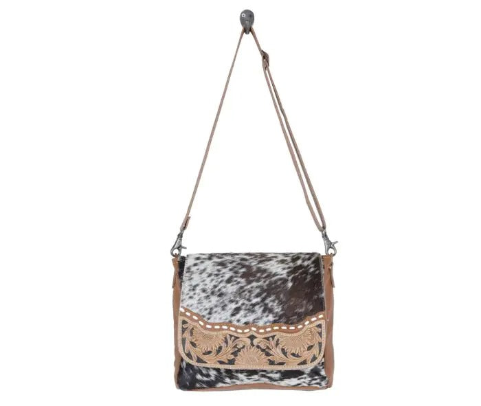 Myra Bag: S-5190 "Mangnifique Hand-Tooled Concealed Carry Shoulder Bag"