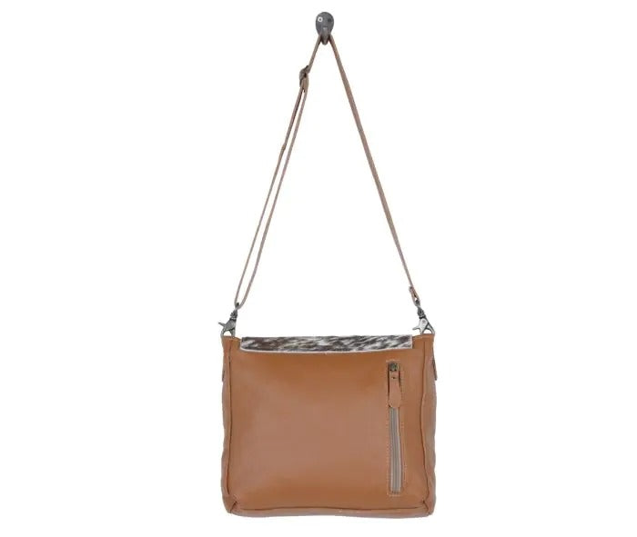 Myra Bag: S-5190 "Mangnifique Hand-Tooled Concealed Carry Shoulder Bag"