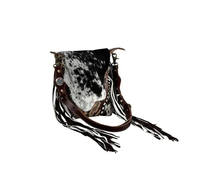 Myra Bag: S-8413 "Culver Draw Fringed Concealed Carry Shoulder Bag"