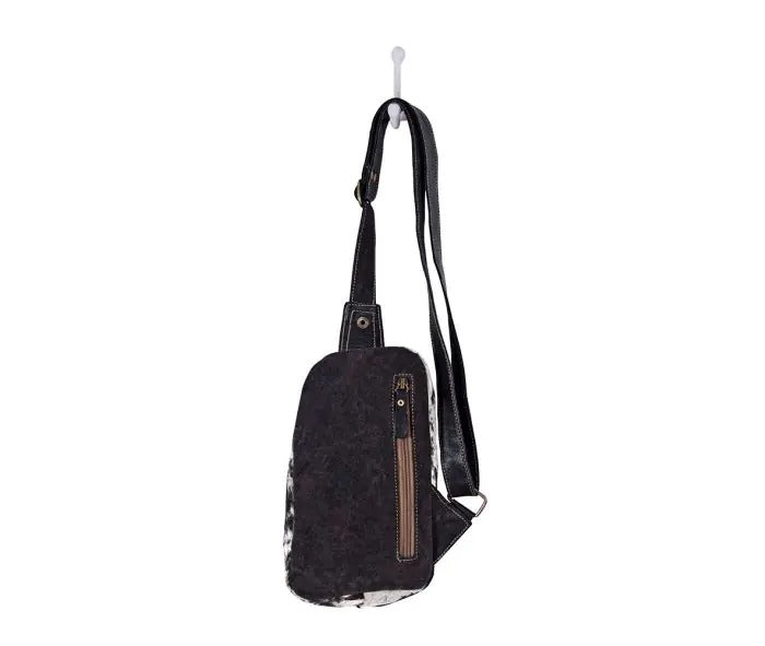 Myra Bag: S-8460 "Robnette Ranch Sling Bag in Black & White"