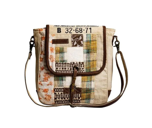 Myra Bag: S-8917 "Pan American World Airways Shoulder Bag"