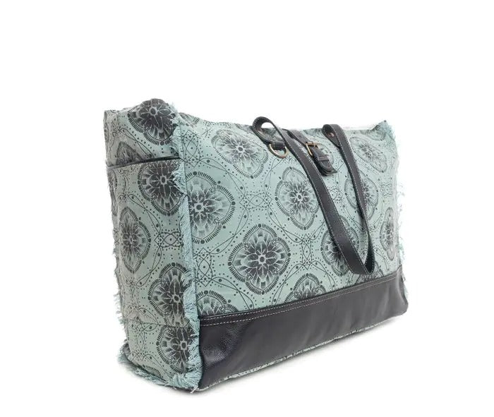 Myra Bag: S-9549 "Pilar Pram Weekender Bag"