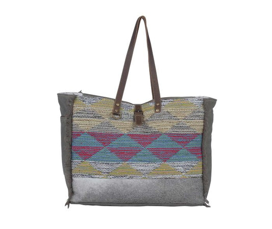 Myra Bag: S-3815 "VIBRANT PYRAMIDS WEEKENDER BAG"